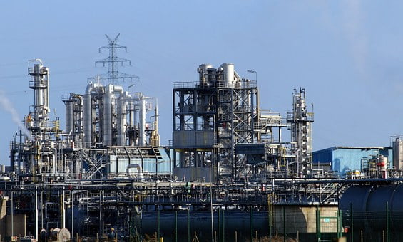 industry-525119__340-Petrochemicals